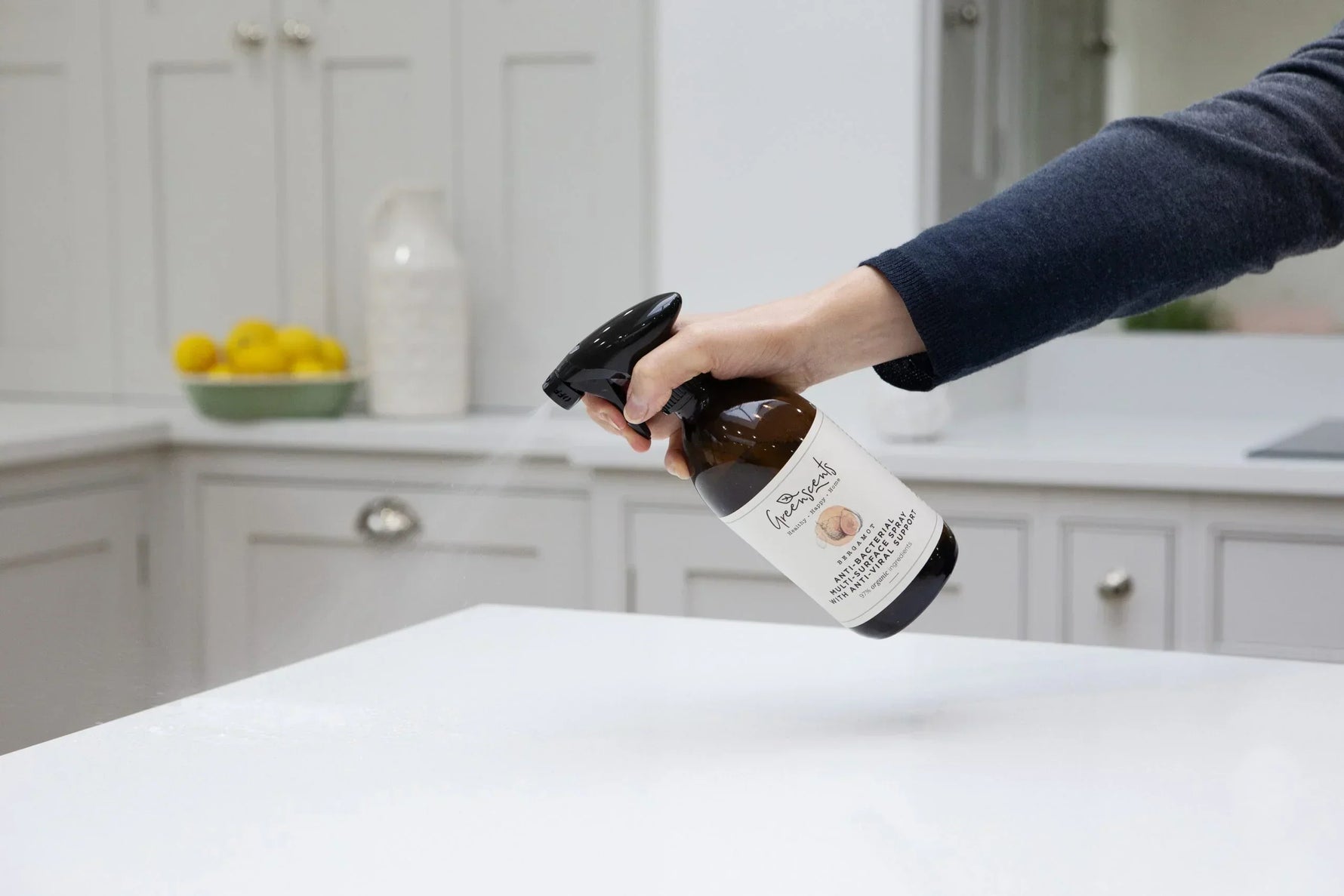 What are the benefits of organic cleaning sprays?